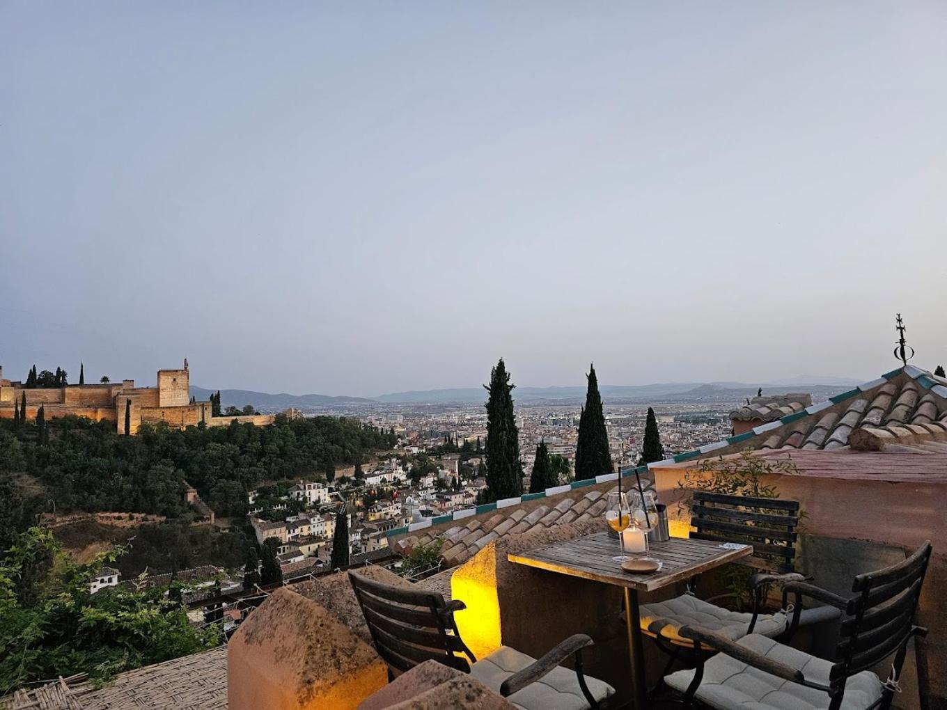 La Casa Juan Ranas Bed & Breakfast Granada Exterior photo
